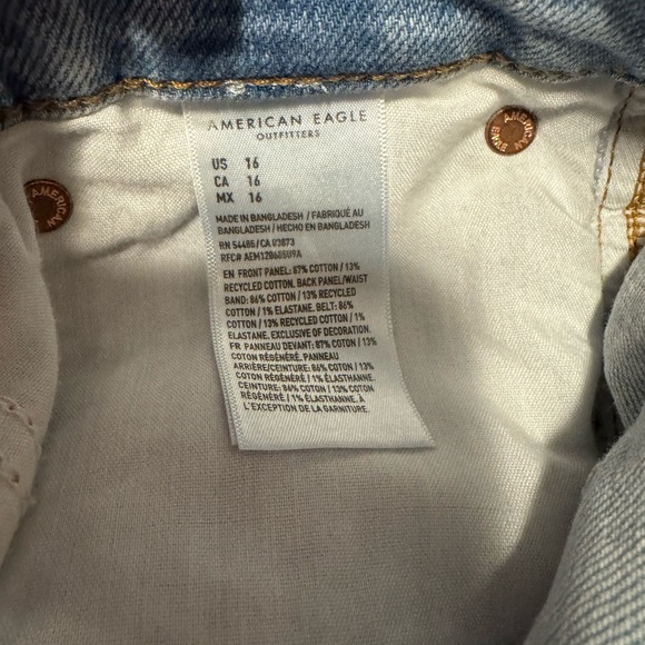 NWT American Eagle Outfitters Curvy Relaxed Short Strigid Size 16 Jean Shorts - Picture 5 of 5
